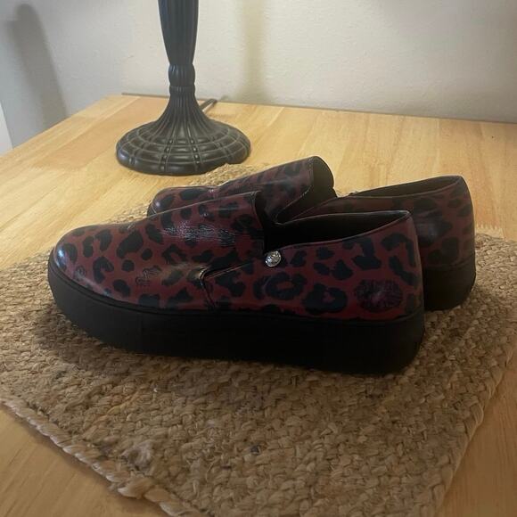 VERSACE VERSUS LEOPARD PRINT WOMEN’S LEATHER PLATFORM 6.5 (37), S100 - Picture 4 of 11